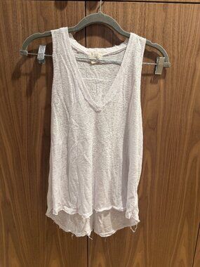 (2 count) Raw-edge V-neck tank tops